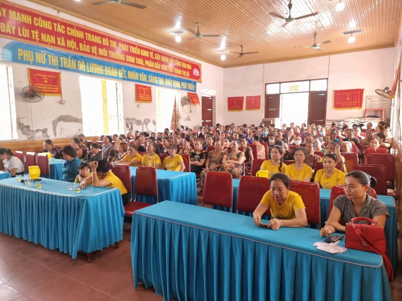 Thị trấn Đô Lương: Tổ chức quán triệt Nghị quyết Đại hội đại biểu phụ nữ toàn quốc lần thứ XIII và truyền thông công tác dân số trong tình hình mới